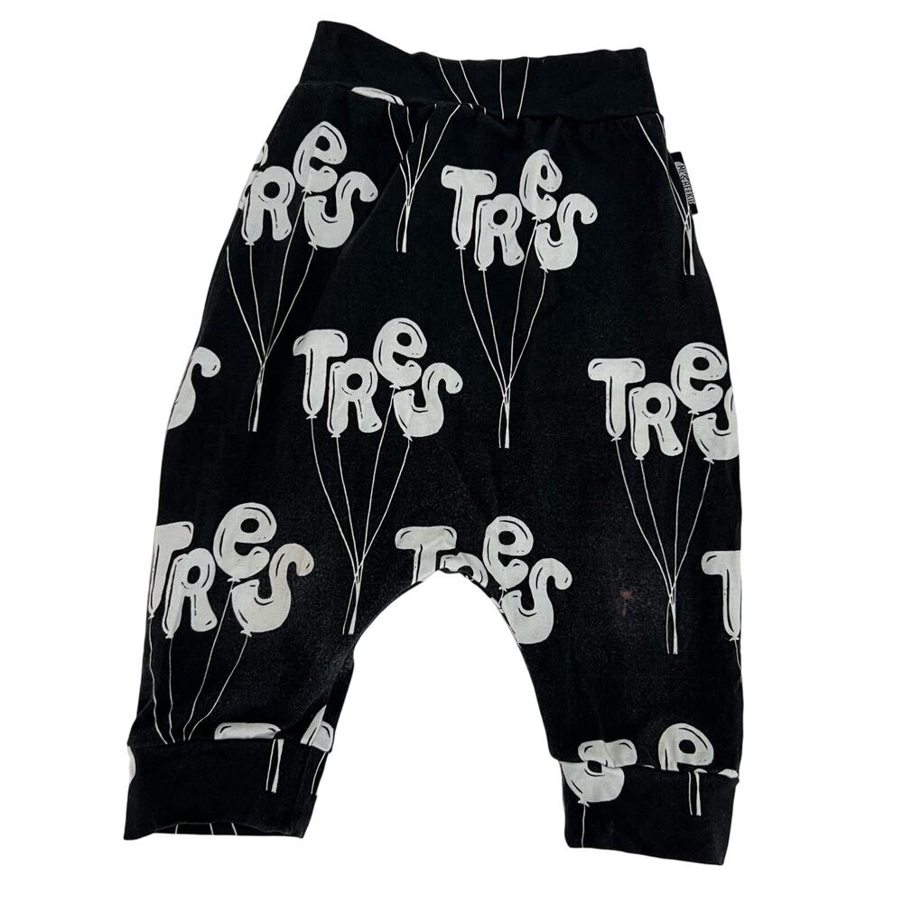 Me & Reekie Tres 3rd Birthday Harem Shorts
Black & White 3/4